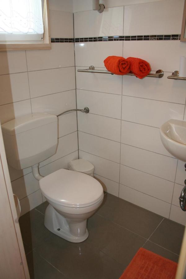 Apartment Im Art.Quartier Velgast Esterno foto